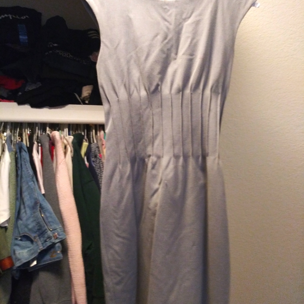 Light GREY SINGED WAIST CALVIN KLEIN SIZE 2